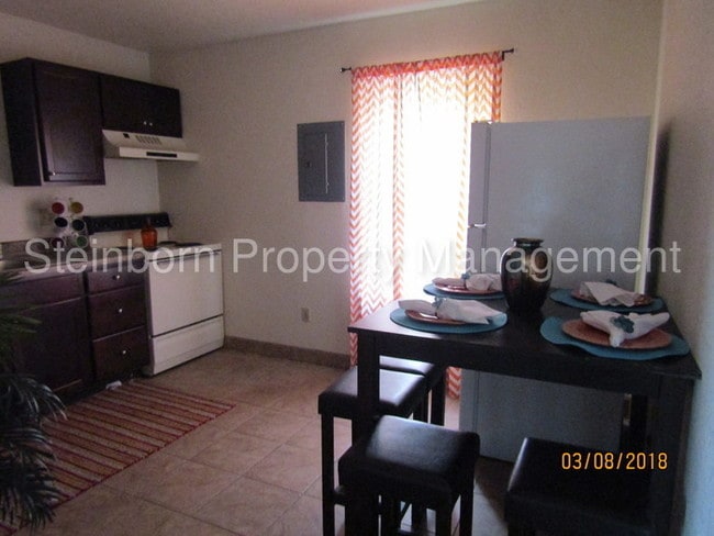 Building Photo - Now Leasing/ MOVE IN SPECIAL!!