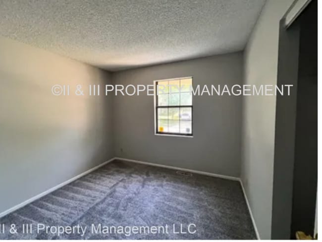 Building Photo - 15921 W 129th St