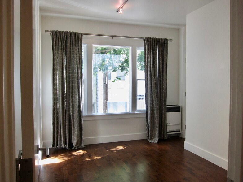 Building Photo - 20 Boardman Pl