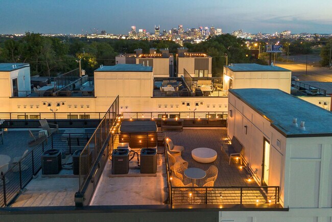 Building Photo - 83 Lucile St
