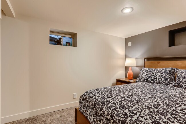 Building Photo - 1477 St Paul St