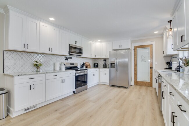 Building Photo - 3218 Winding Wood Pl