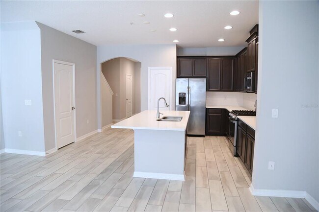 Building Photo - 229 Rustic Loop