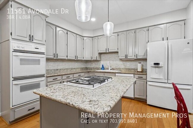 Building Photo - 11561 Avondale Dr
