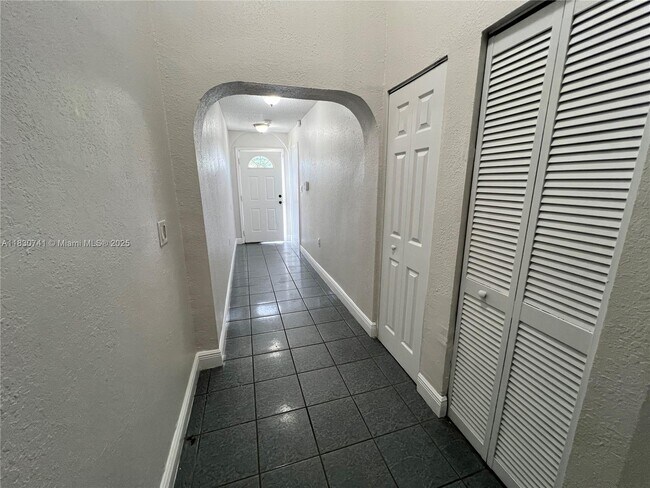 Building Photo - 13562 SW 286th Terrace