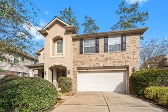 Building Photo - 10 Pintuck Pl