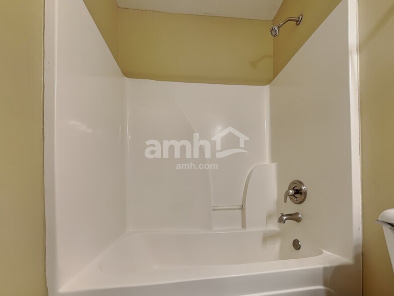 Building Photo - 11603 Dempsey Dr