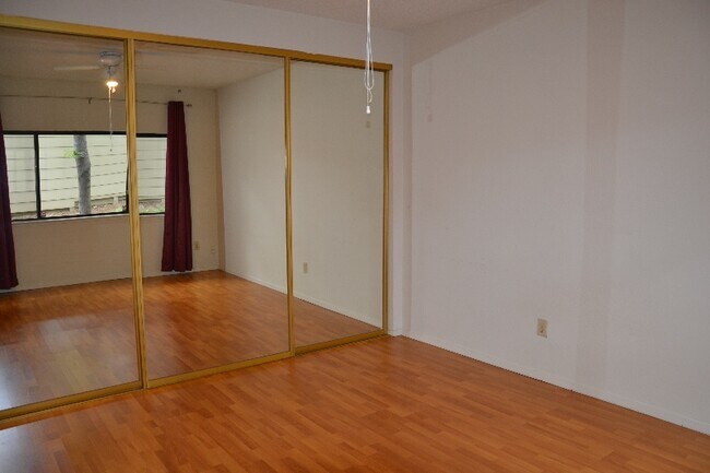 Building Photo - 1420 Foothill Meadows Ct