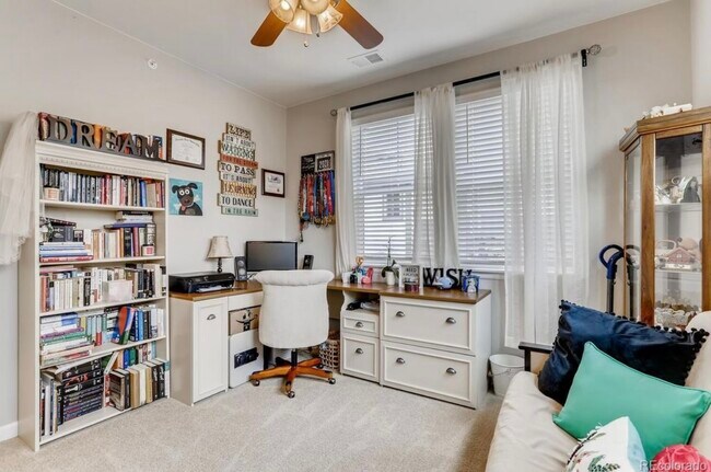 Building Photo - 24886 E Calhoun Plz