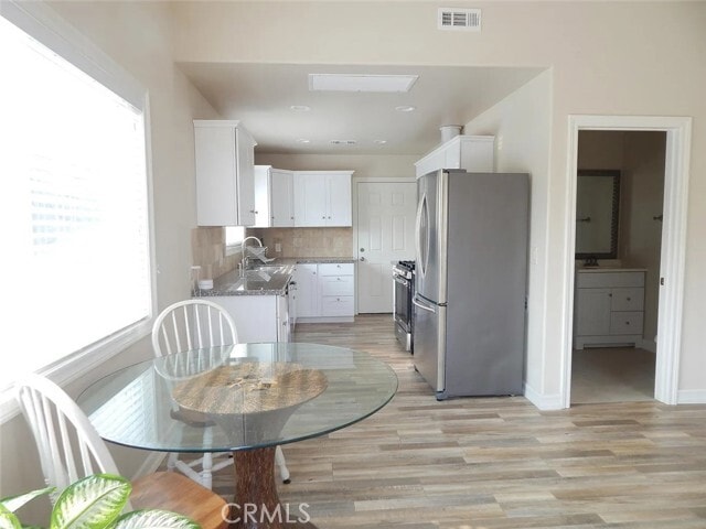 Building Photo - 3028 Wauneta