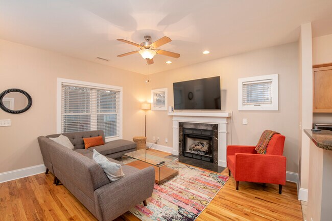 Building Photo - 106 Walnut St