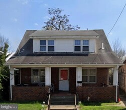 Building Photo - 1 9th St