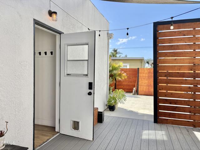 Building Photo - 125 S Santa Rosa St
