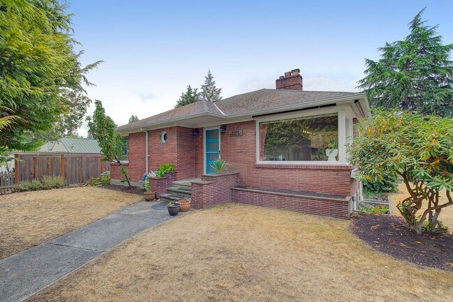 Primary Photo - 4Bd/1.75Ba Edmonds House