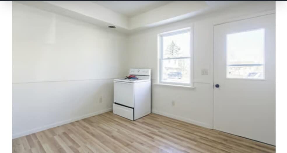 Dining room - 168 Sackett Rd