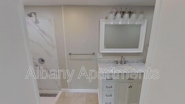 Building Photo - 4 Teneyck Avenue - 3