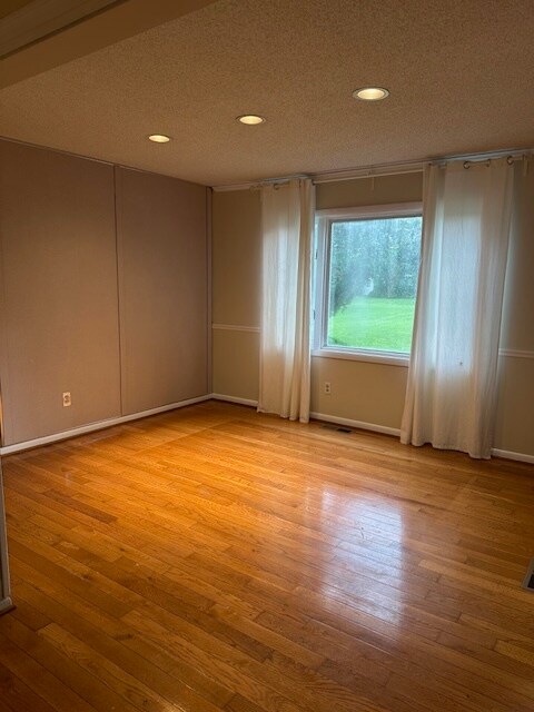 Building Photo - 18520 Drayton Hall Rd
