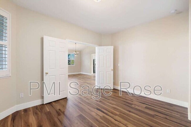 Building Photo - 4276 Talladega Dr