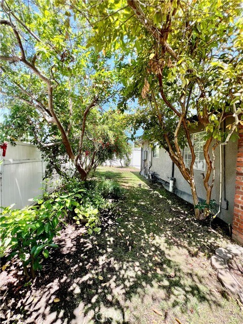 Building Photo - 12987 Correnti St