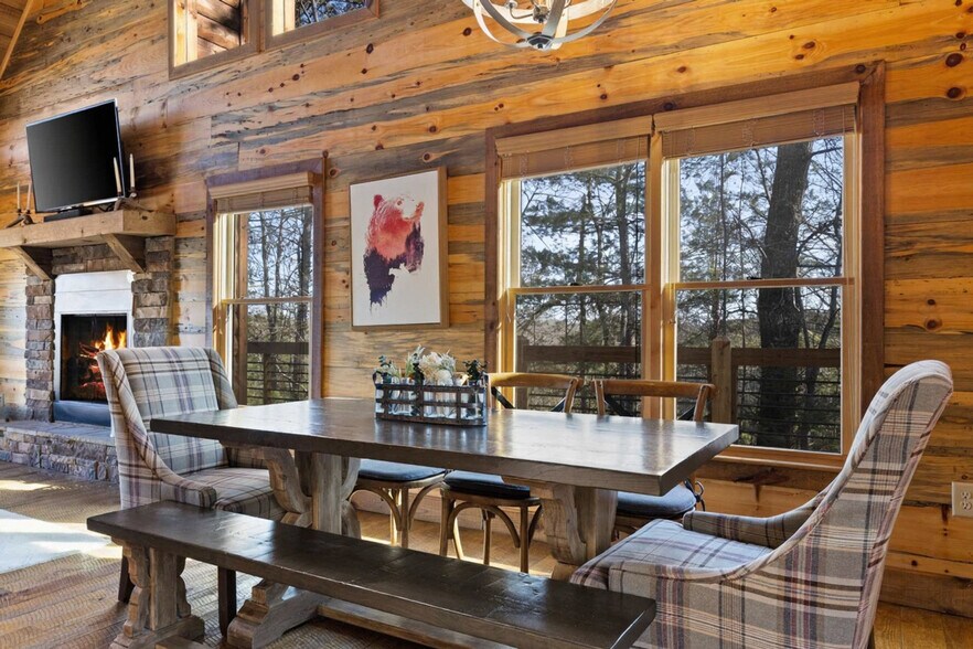 Building Photo - 135 Black Gum Ln