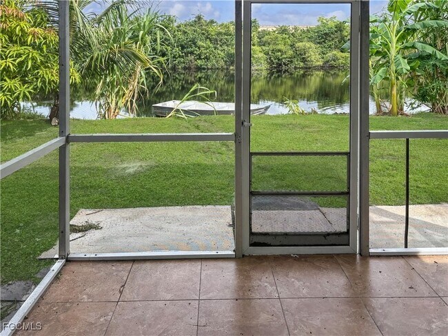 Building Photo - 131 Schneider Dr