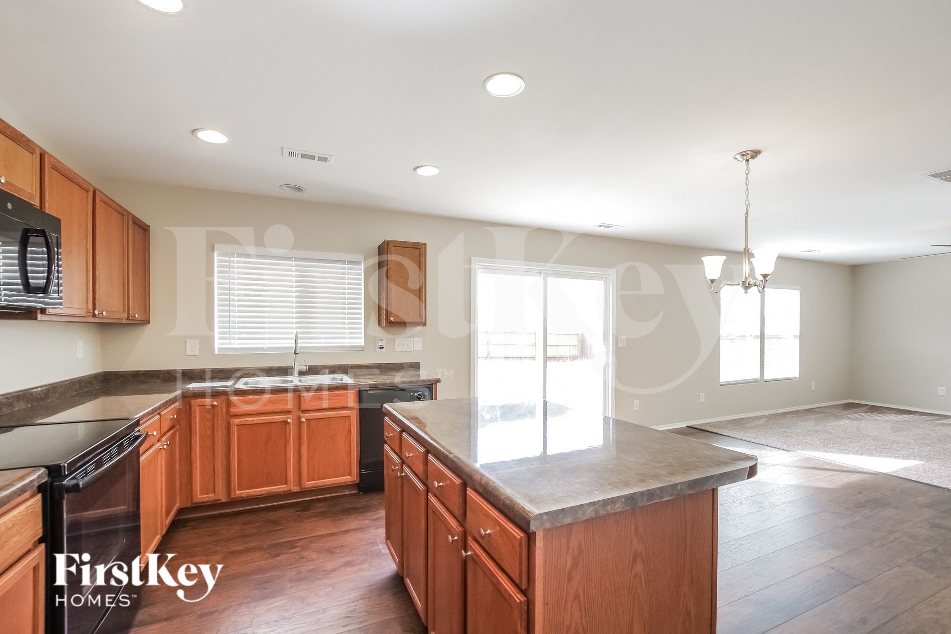 Building Photo - 9835 Rocky Ford Club Rd