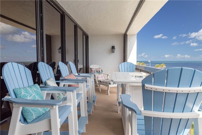 Building Photo - 4141 Ocean Dr