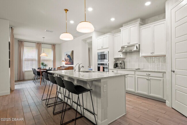 Building Photo - 2853 Monaghan Dr