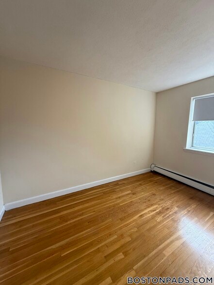 Building Photo - 75 Gardner St