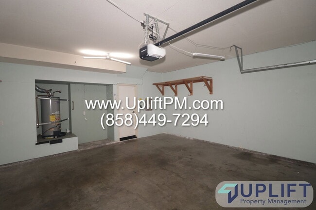 Building Photo - 1337 Serena Cir