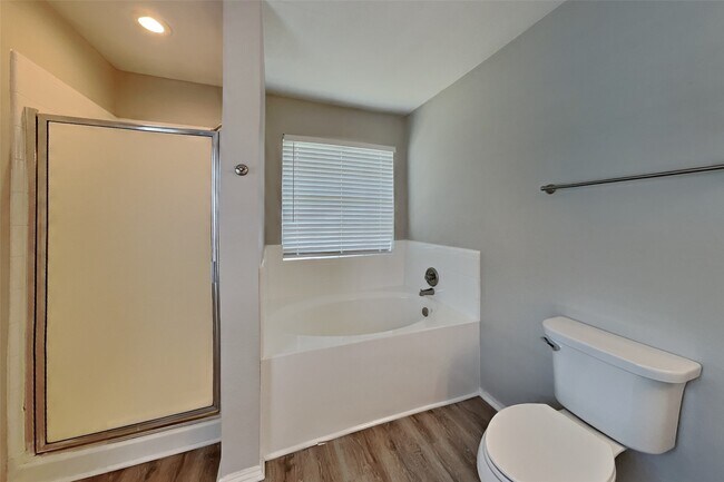 Building Photo - 21210 Bridgemeadows Ln