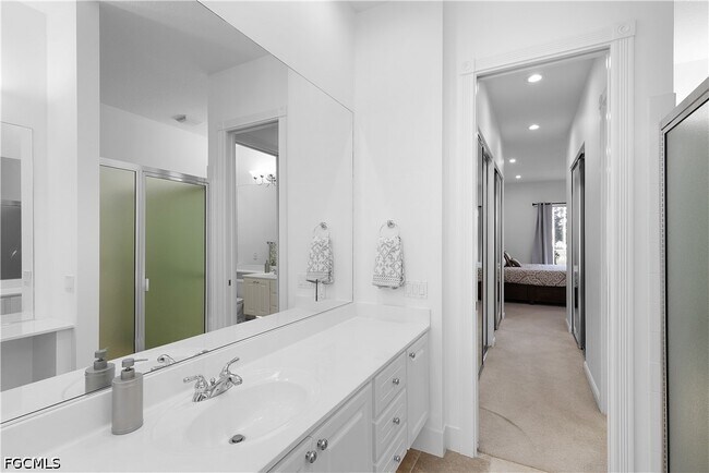 Building Photo - 7983 Valentina Ct