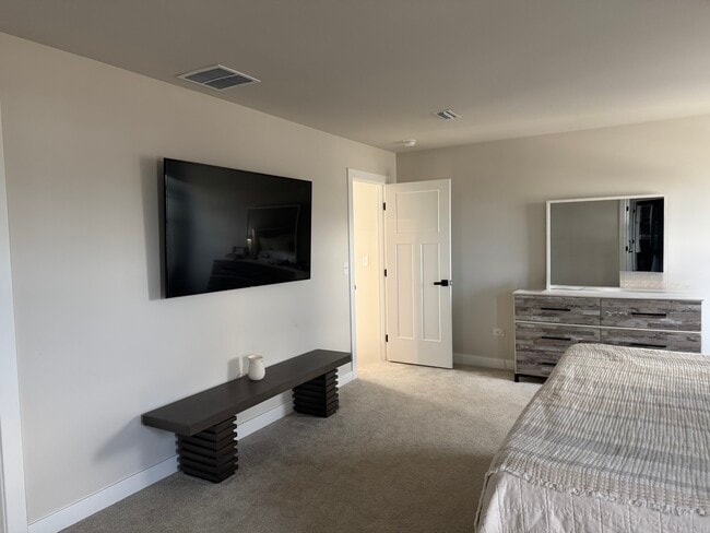 Building Photo - 1309 S Wind Dr