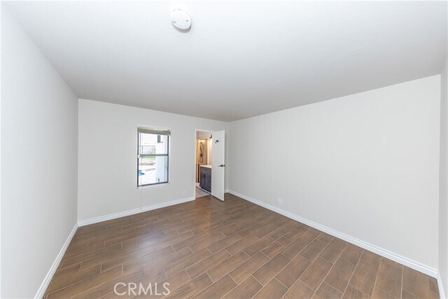 Building Photo - 1091 S Burlwood Dr