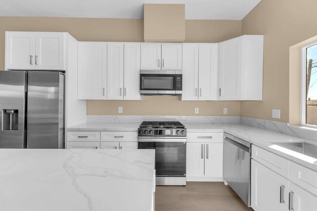 Building Photo - 66125 2nd St