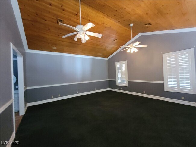 Building Photo - 5110 N Valadez St