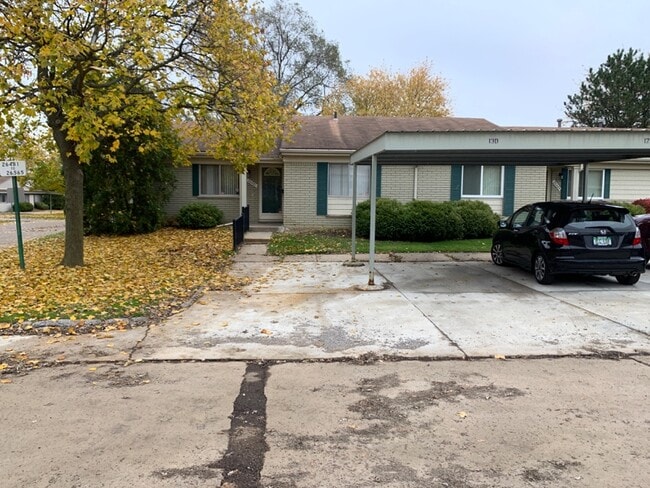 Building Photo - 26485 Franklin Pointe Dr