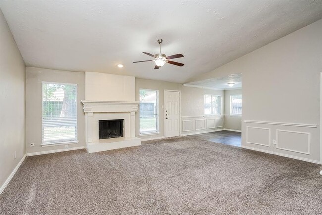 Building Photo - 16950 Nicole Ln