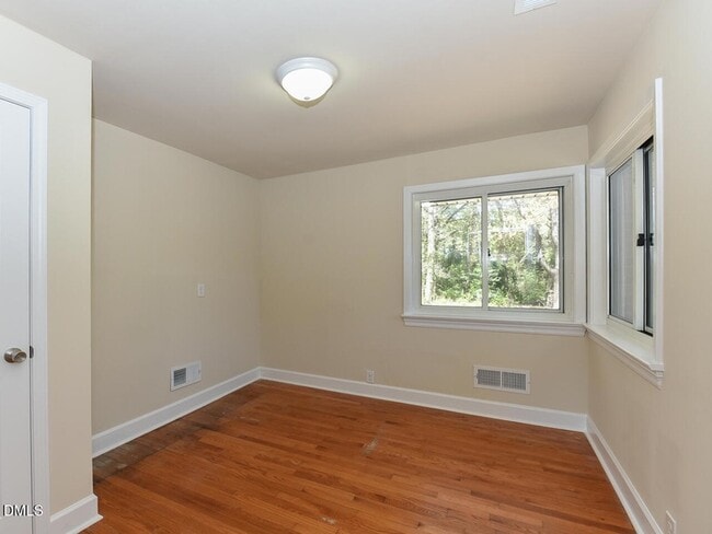 Building Photo - 4916 Western Blvd