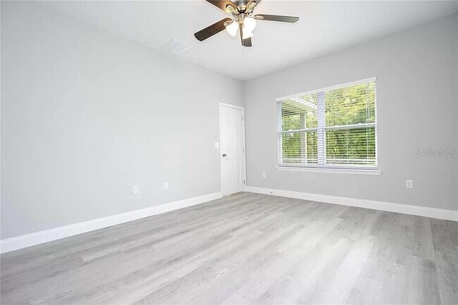 Building Photo - 9301 N Akola Way