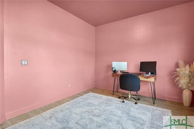 Building Photo - 145 Nettleton Ln