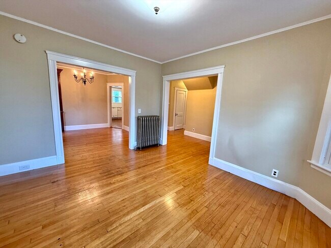Primary Photo - 15 Clayton St