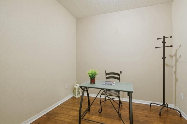 Building Photo - 2211 Barracuda Ct