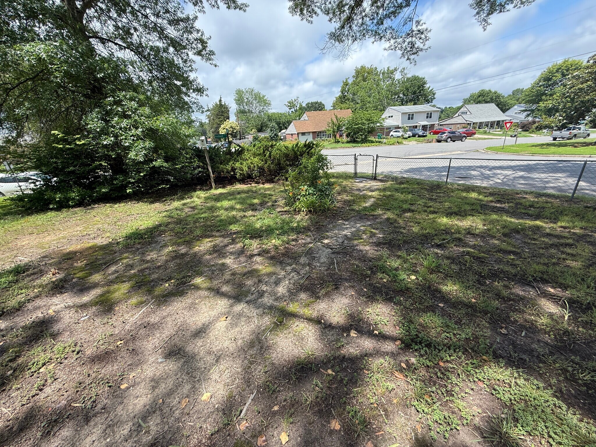 Building Photo - 1205 Andover Rd