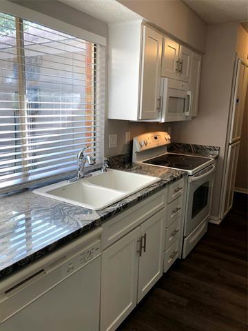 Building Photo - 1741 Crystal Way