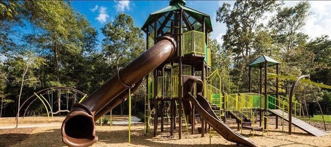 Building Photo - 20961 Zuccala Dr