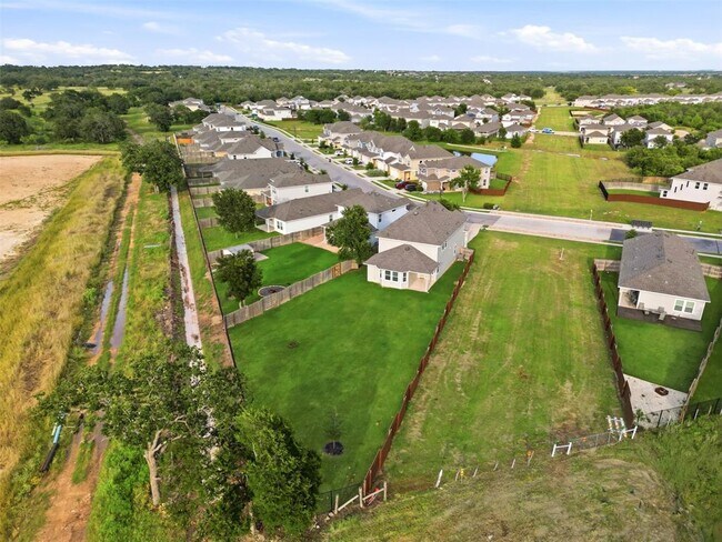 Building Photo - 60 Bent Trl Ln