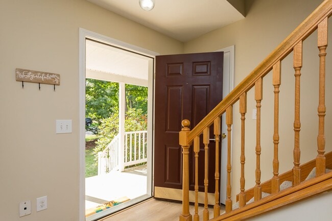 Building Photo - Spacious 4-Bedroom Home in Massanutten Resort