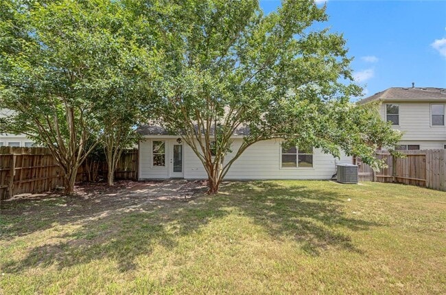 Building Photo - 1406 Hemple Dr