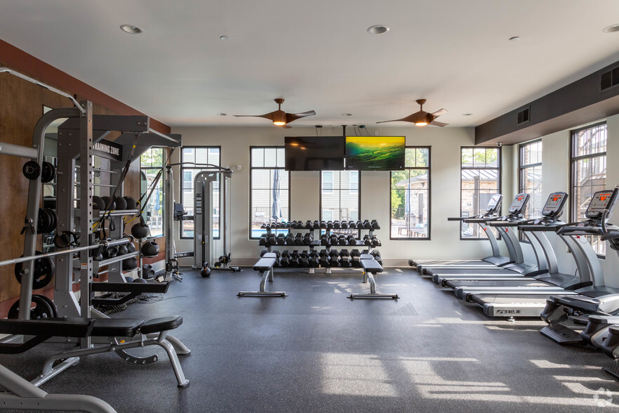 Fitness Center - Continuum 115